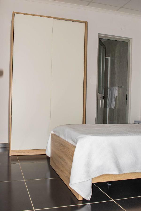 Hotel Vitoria サントメ エクステリア 写真