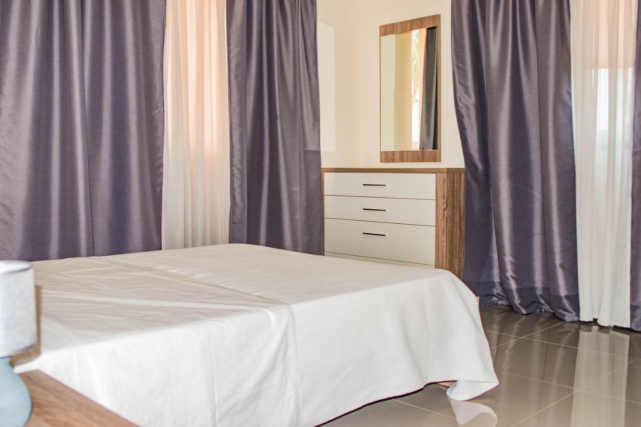 Hotel Vitoria サントメ エクステリア 写真